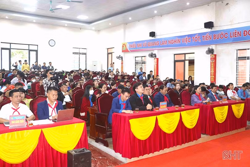 Sôi nổi đua tài chỉ huy đội giỏi huyện Vũ Quang