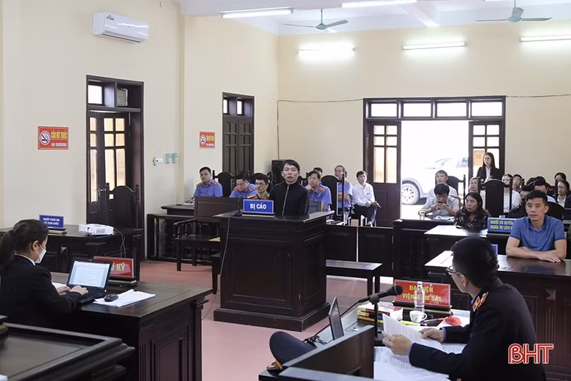 Tuyên phạt 6 năm tù đối tượng thuê xe ô tô rồi cầm cố 