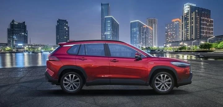 4 mẫu ô tô tiết kiệm xăng trên thị trường Việt Nam