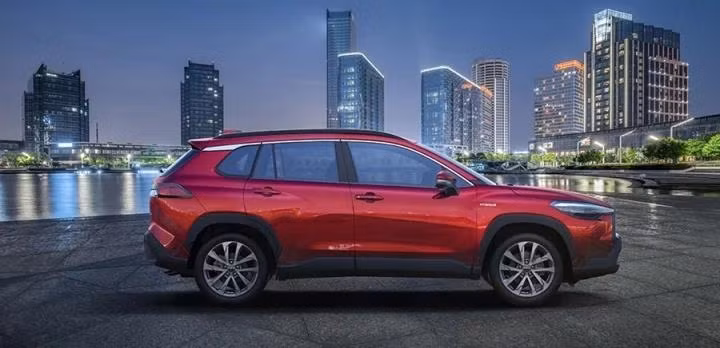 4 mẫu ô tô tiết kiệm xăng trên thị trường Việt Nam