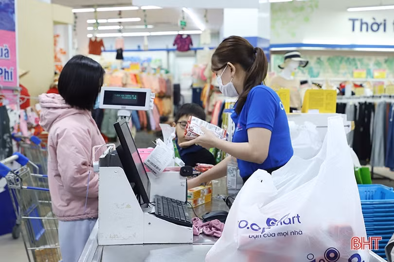 Tiểu thương, doanh nghiệp bán lẻ Hà Tĩnh kỳ vọng thị trường khởi sắc