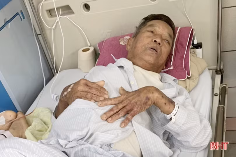 MS2308: Bố bị ung thư gan, mẹ đau yếu, 2 con đứng trước nguy cơ nghỉ học