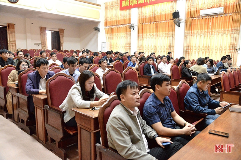 Nâng cao năng lực quản lí hoạt động xây dựng cho hơn 150 học viên Can Lộc