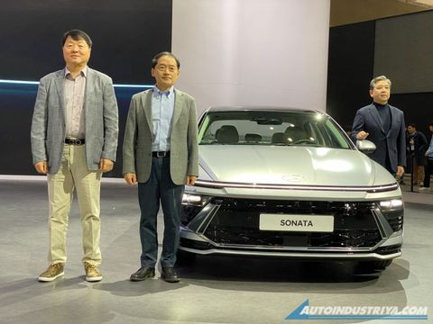 Hyundai Sonata 2024 tạo sức hút đặc biệt trong lần đầu ra mắt công chúng