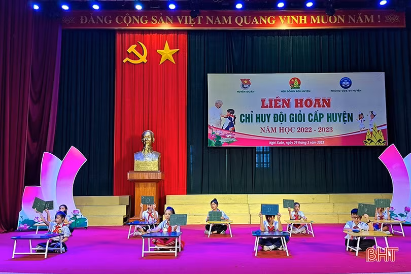 Hấp dẫn liên hoan tranh tài chỉ huy đội giỏi ở Nghi Xuân