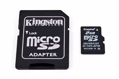 Thẻ Mini và Micro SD thường đi kèm với adapter cho phép bạn cắm vào khe cắm dành cho thẻ SD cỡ lớn.