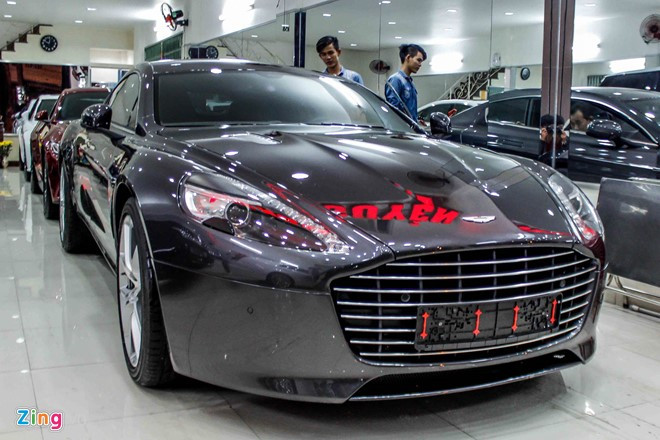 sieu xe 4 cho ngoi aston martin rapide s dau tien ve sai gon
