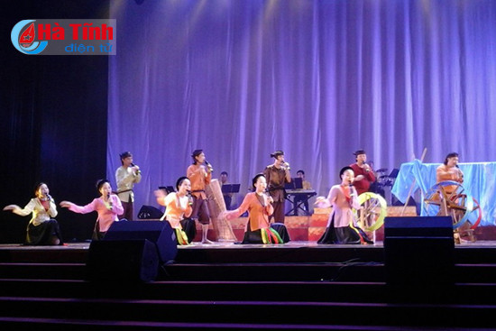 ha tinh trinh dien 11 tiet muc tai lien hoan nghe thuat 5 nuoc