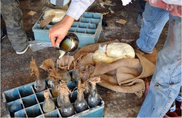 can canh vu khi tu che cua quan noi day syria