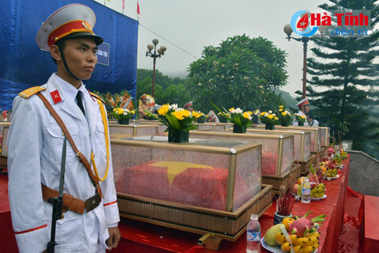 rung rung mua tri an