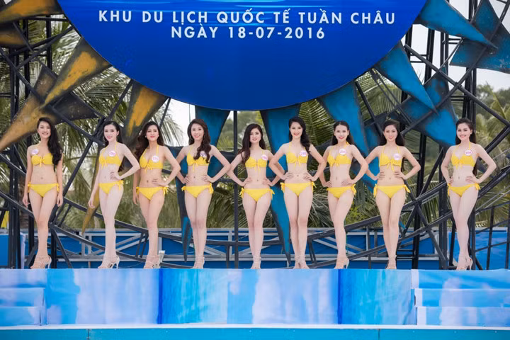 36 thi sinh hoa hau viet nam 2016 khoe sac o phan thi nguoi dep bien