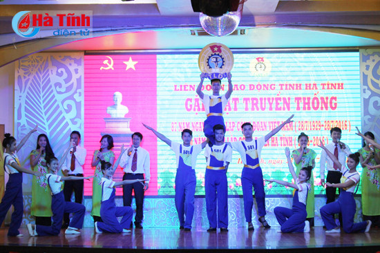 long trong le ky niem 70 nam ngay thanh lap cong doan ha tinh