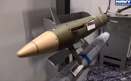 excalibur dan phao dan duong chinh xac nhat