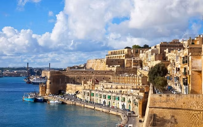 malta quoc dao tran ngap anh mat troi o dia trung hai