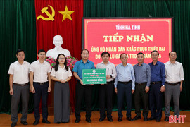 VRG hỗ trợ người dân vùng lũ Hà Tĩnh 500 triệu đồng