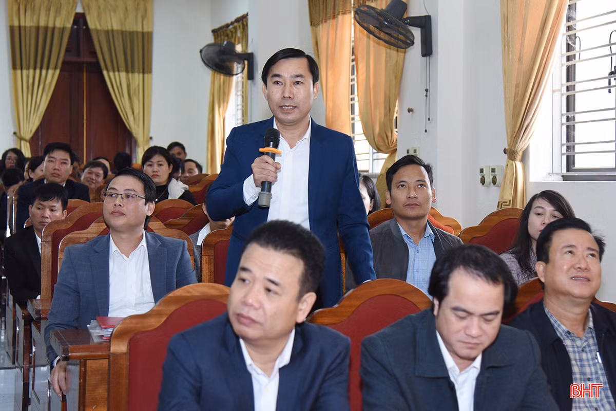 Phó Trưởng ban Tổ chức Huyện ủy Lộc Hà Lê Văn Tuấn bày tỏ tâm tư, nguyện vọng trước thềm sáp nhập huyện.