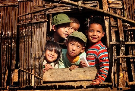 Phấn đấu năm 2015 tỷ lệ hộ nghèo dưới 5% ảnh 1