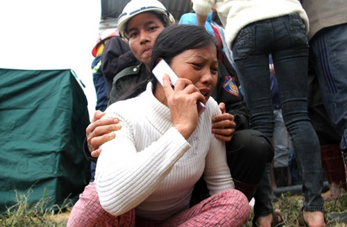 Giải thoát 12 nạn nhân sập hầm từ lỗ thủng bất ngờ ảnh 2