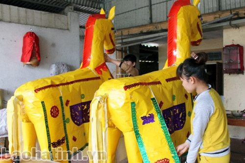 Làng nghề trước thềm xuân (Bài 3): Hàng mã tất bật ảnh 1