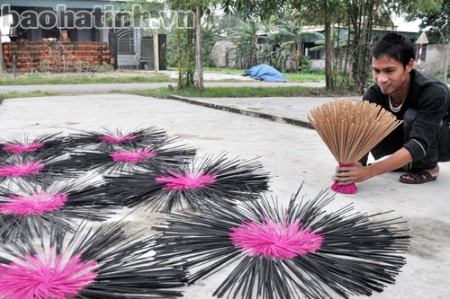 Làng nghề trước thềm xuân (Bài 2): Làng hương hối hả ảnh 2 Làng nghề trước thềm xuân (Bài 2): Làng hương hối hả ảnh 2