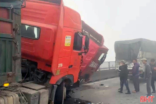 Vụ TNGT khiến 4 người Hà Tĩnh tử vong: CSGT thông tin về lỗi vi phạm