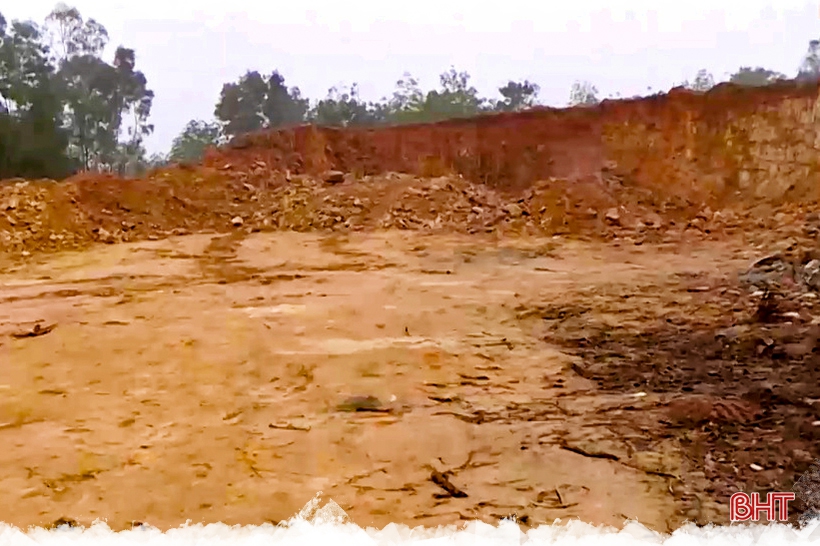 Khai thác tài nguyên trái phép, vấn nạn cần sớm dẹp bỏ (bài 1): Nhức nhối “đất tặc”, “cát tặc”! ảnh 6 Khai thác tài nguyên trái phép, vấn nạn cần sớm dẹp bỏ (bài 1): Nhức nhối “đất tặc”, “cát tặc”!