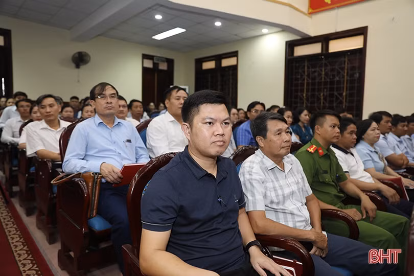 Nâng cao nghiệp vụ cải cách hành chính cho hơn 300 cán bộ, viên chức ở TX Kỳ Anh