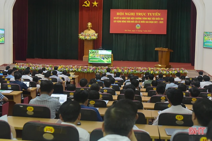 Xây dựng Hà Tĩnh đạt chuẩn tỉnh NTM là nhiệm vụ trọng tâm, xuyên suốt