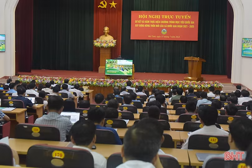 Xây dựng Hà Tĩnh đạt chuẩn tỉnh NTM là nhiệm vụ trọng tâm, xuyên suốt