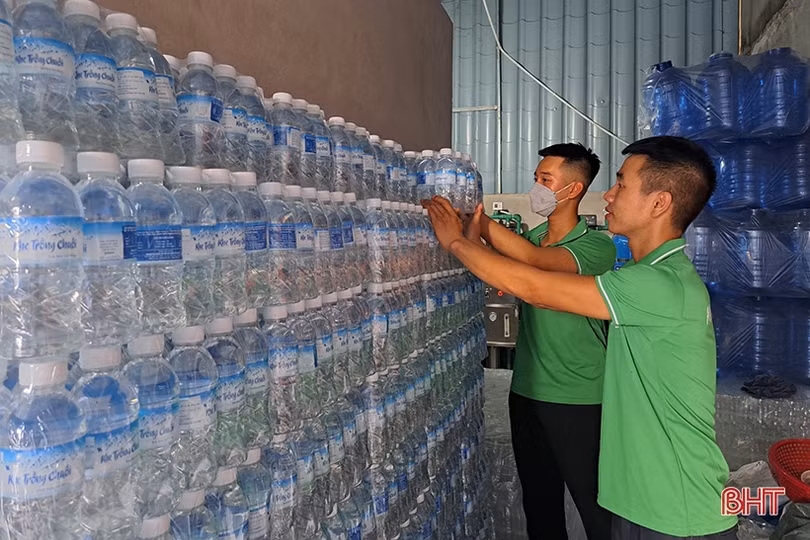 9X khởi nghiệp từ nguồn nước khe suối quê hương