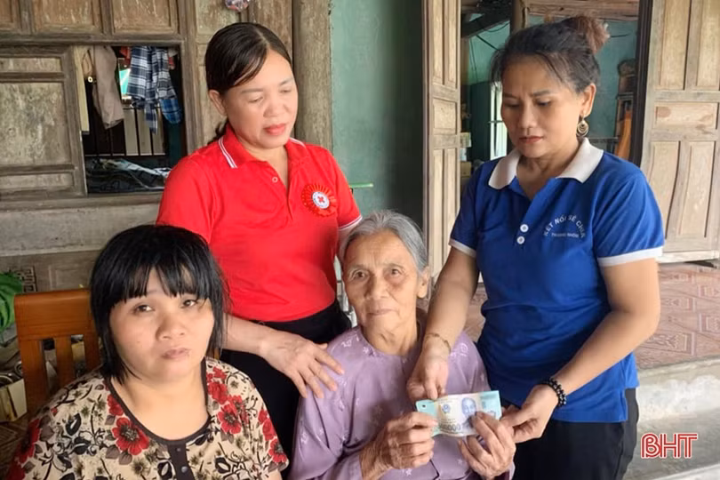 12 năm miệt mài mang yêu thương đến với những mảnh đời bất hạnh