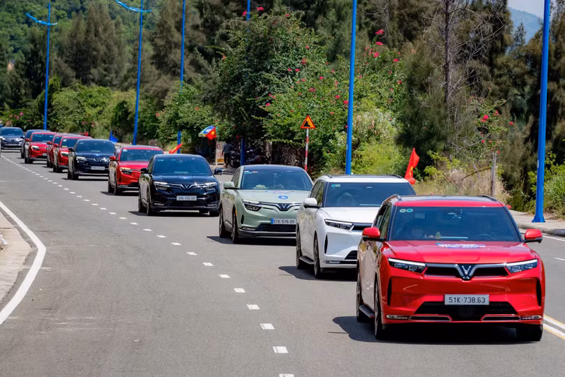 Cộng đồng VinFast 3 miền quy tụ trong sự kiện offline lớn nhất từ trước tới nay