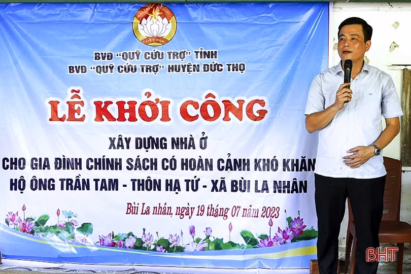 Khởi công xây dựng nhà cho gia đình chính sách ở Đức Thọ