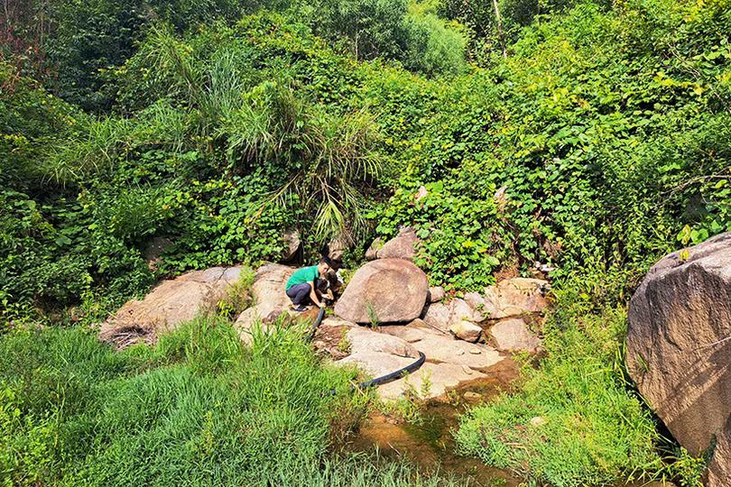 9X khởi nghiệp từ nguồn nước khe suối quê hương