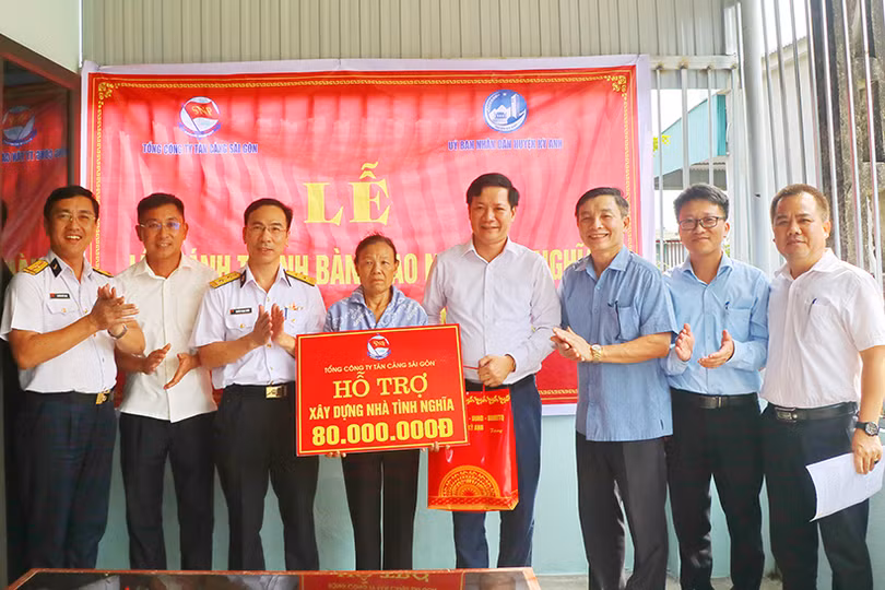 Khánh thành 4 nhà ở cho hộ nghèo ở huyện Kỳ Anh