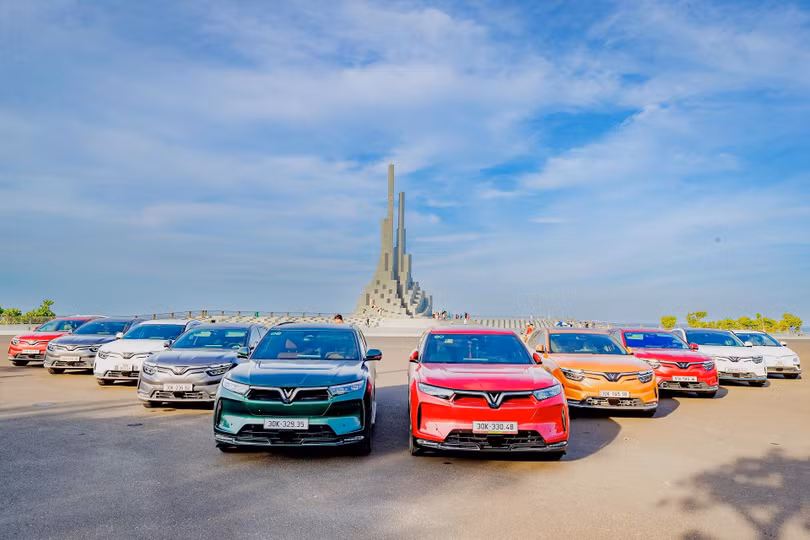 Cộng đồng VinFast 3 miền quy tụ trong sự kiện offline lớn nhất từ trước tới nay