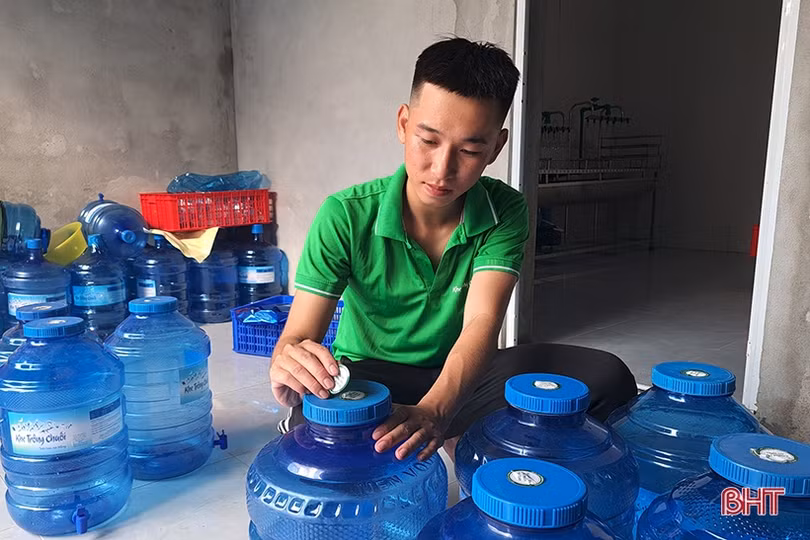 9X khởi nghiệp từ nguồn nước khe suối quê hương