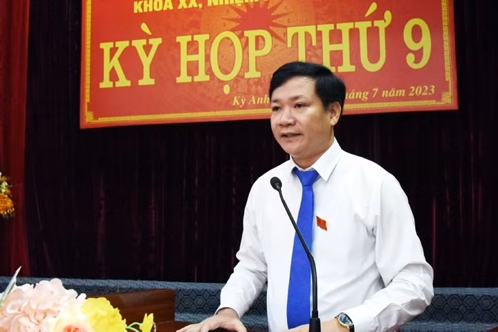 Hội đồng nhân dân huyện Kỳ Anh xem xét thông qua 12 nghị quyết quan trọng