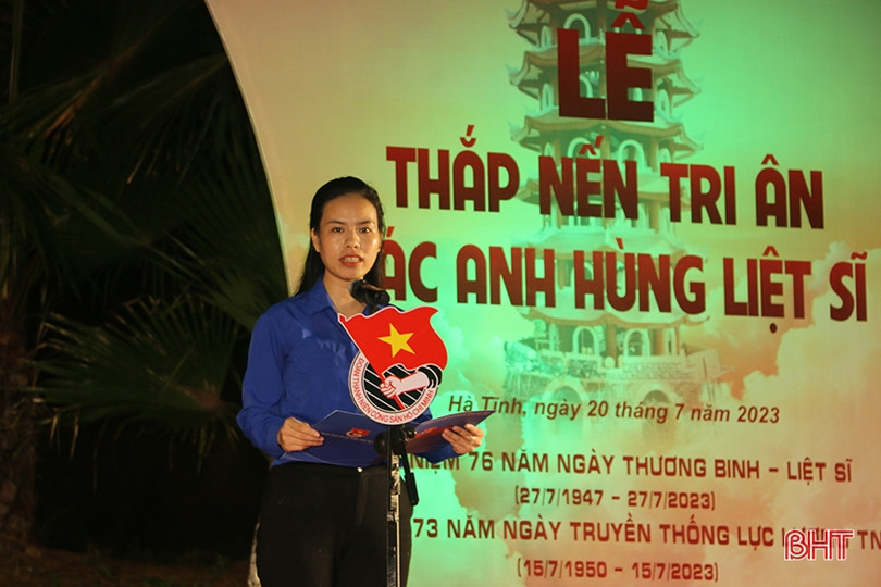 Xúc động lễ thắp nến tri ân các anh hùng liệt sĩ tại Ngã ba Đồng Lộc