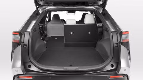 Xe điện Toyota bZ4X 2023 chính thức ra mắt, hoạt động 400 km một lần sạc