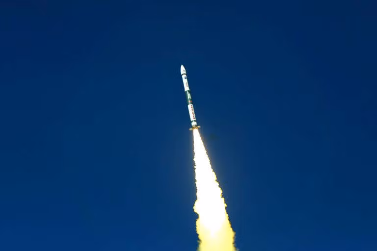 Vệ tinh tấn công - cuộc chạy đua vũ trang mới