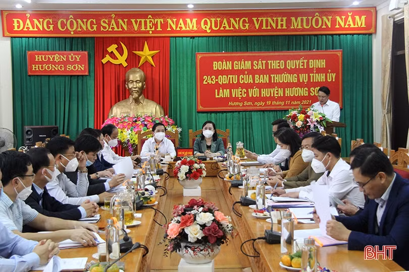 Hương Sơn tiếp tục nâng cao vai trò chỉ đạo khắc phục thiên tai, phòng chống dịch COVID-19