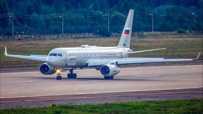 Máy bay trinh sát điện tử Tu-214R (Ảnh Sohu). Mỹ thừa nhận lực lượng tác chiến điện tử Nga quá mạnh