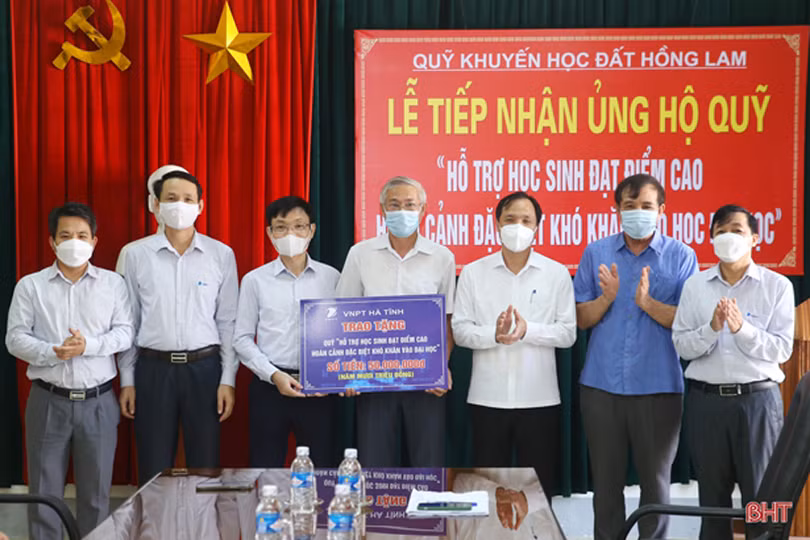 Đoàn kết tạo sức mạnh, đưa Hà Tĩnh vượt qua gian khó