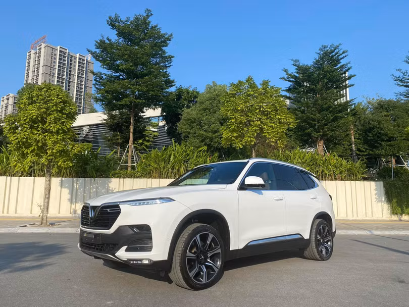 Bật mí top 5 lý do bạn nên mua VinFast Lux SA2.0 ngay bây giờ