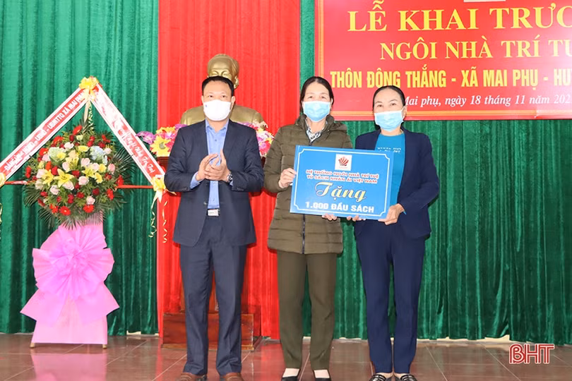 Khai trương nhà văn hóa cộng đồng - ngôi nhà trí tuệ tại TP Hà Tĩnh và Lộc Hà