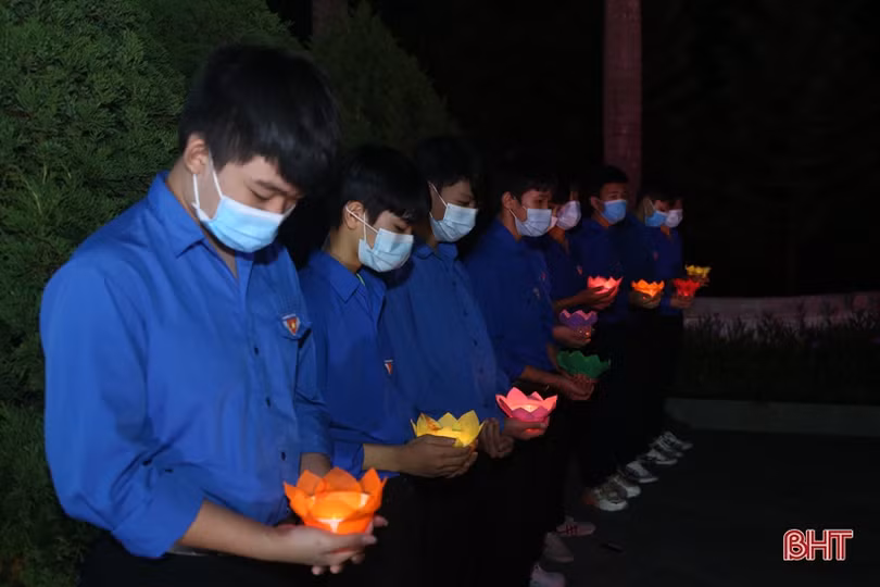 Tưởng niệm 90 năm ngày Anh hùng liệt sỹ Lý Tự Trọng hy sinh