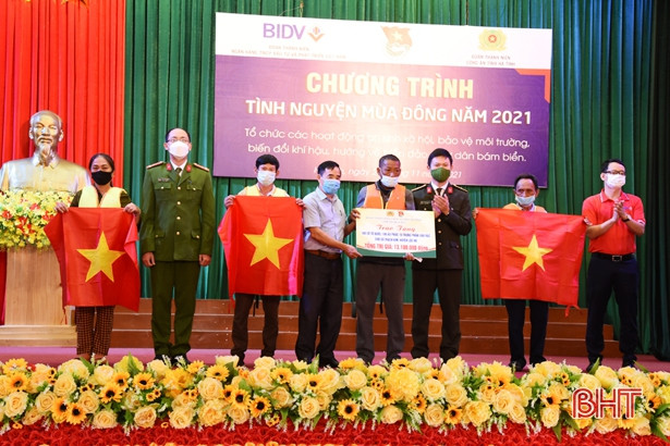 Ấm áp chương trình tình nguyện mùa đông ở Lộc Hà