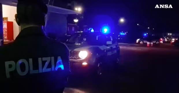 Italy bắt giữ hàng trăm nghi phạm thuộc băng đảng mafia khét tiếng