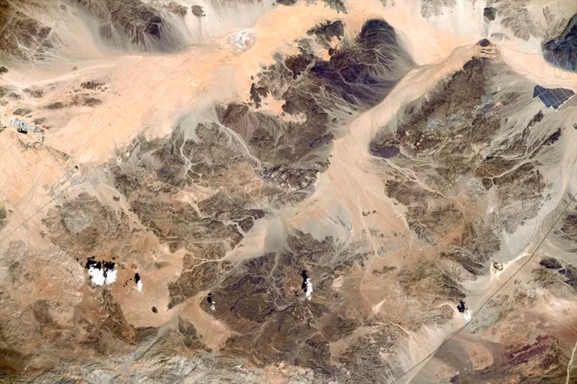 Ngắm Trái đất đẹp mê hồn từ Trạm Vũ trụ Quốc tế